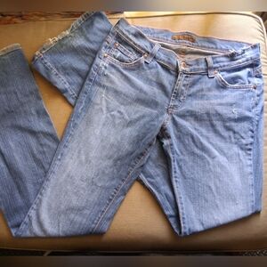 Trending James Jeans